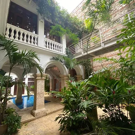 Loft En Casa Colonial Del Centro Histórico De *